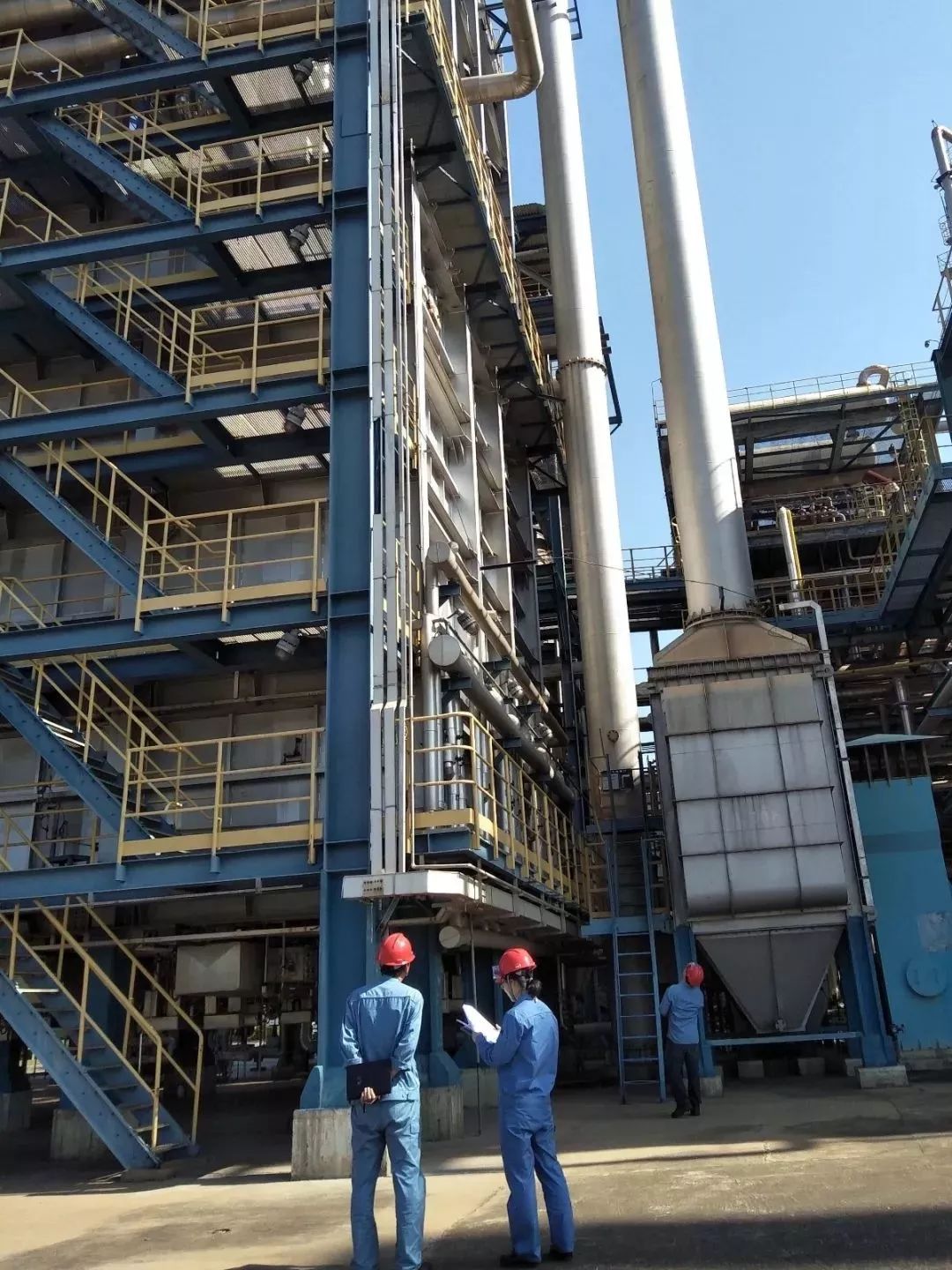 5bf21773ed6f1.jpg 3.jpg