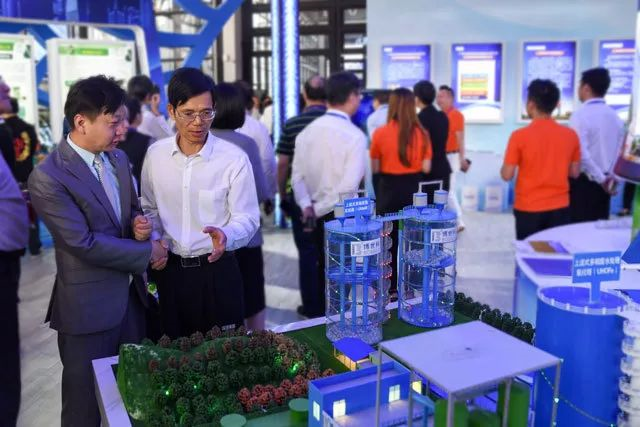 5dd5de6c28752.png 2.png